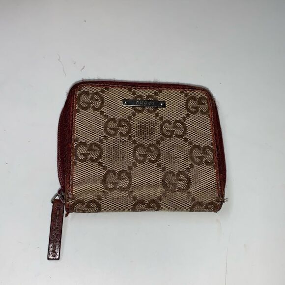 Gucci GG Logo Coin Wallet                  💥Authentic💥 - Picture 1 of 7